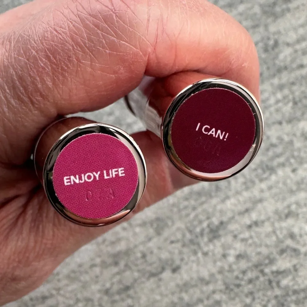 2-pc Doll 10 Lip Crayon Gloss Balm 